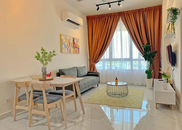 Netflix Two Bedroom Troika Kota Bharu Homestay 182