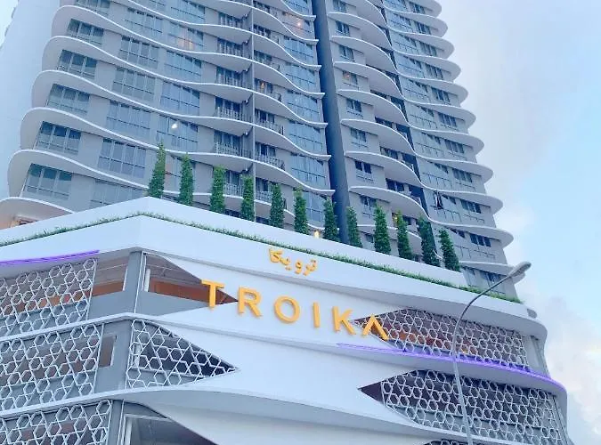 Netflix Two Bedroom Troika Kota Bharu Homestay 182