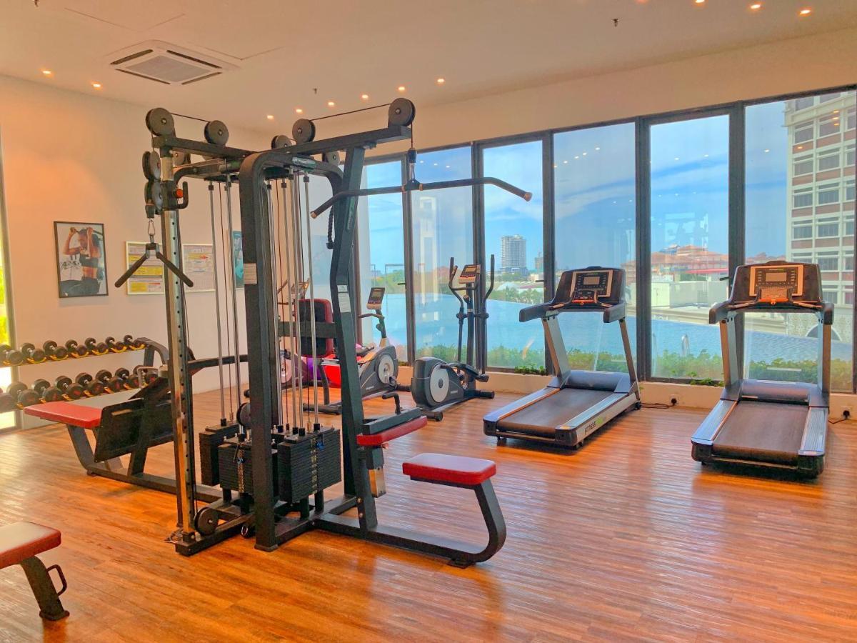 Homestay Netflix Two Bedroom Troika 182 *