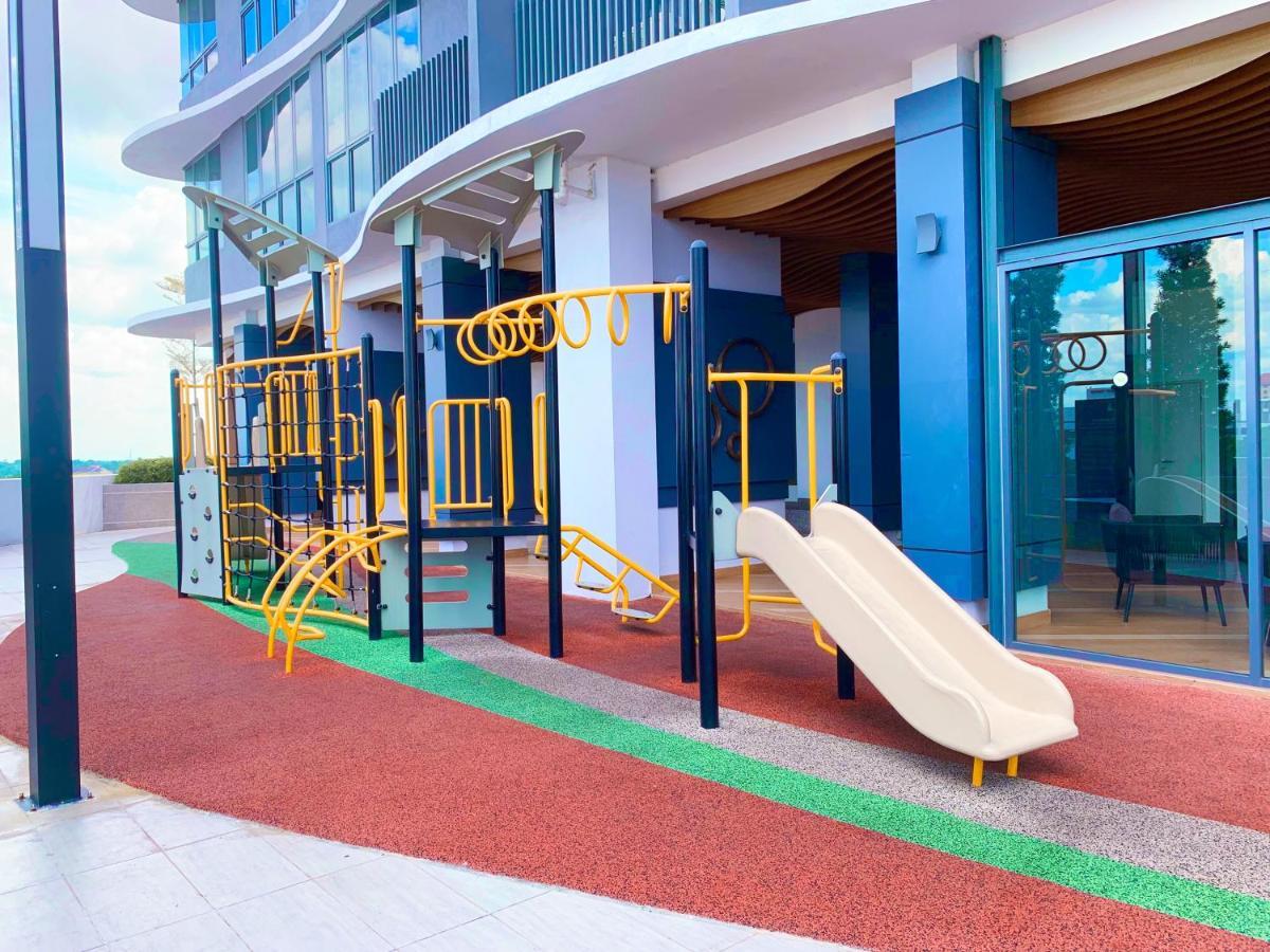 Netflix Two Bedroom Troika 182 * Kota Bharu