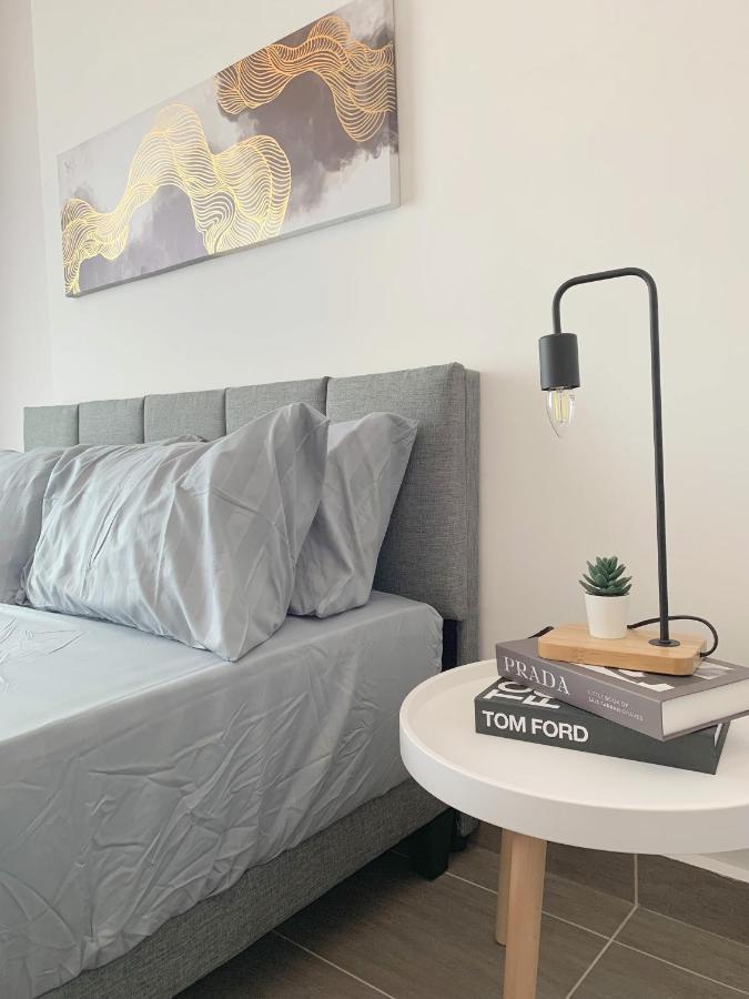 Homestay Netflix Two Bedroom Troika 182 *
