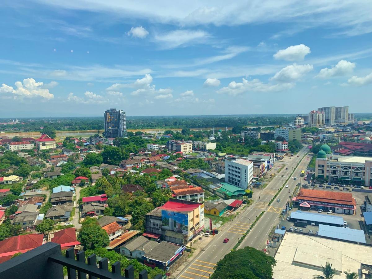 Netflix Two Bedroom Troika 182 *